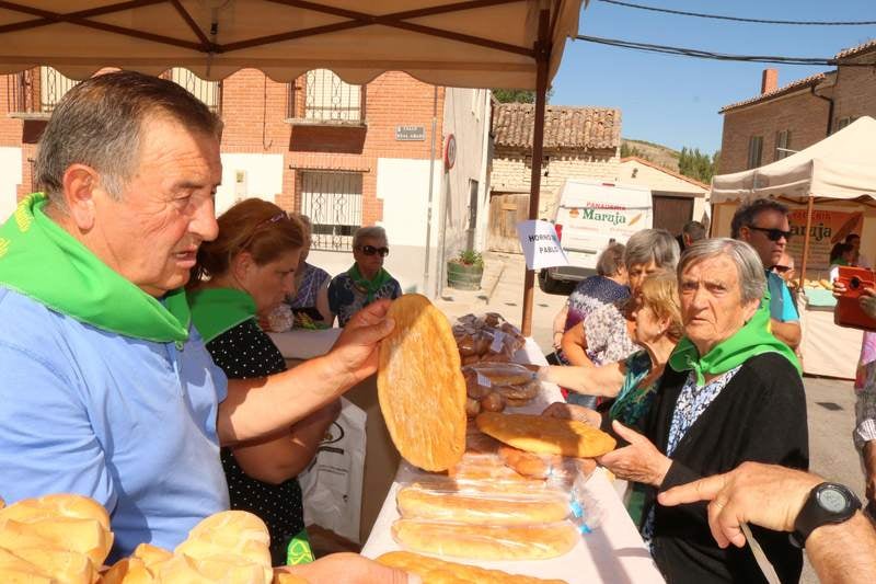 Siete profesionales del pan han acudido a la cita celebrada en la localidad palentina de Cobos de Cerrato