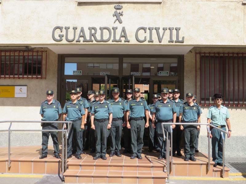 La Plaza Mayor, la Subdelegación del Gobierno y varios puntos de la provincia reflejan el dolor por las víctimas de los atentados