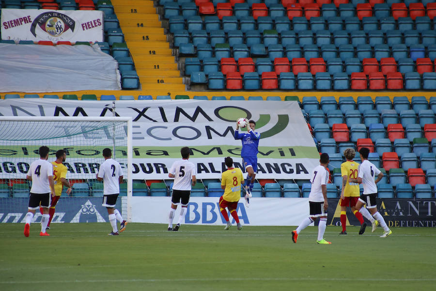 Partido amistoso entre el Salmantino y el San Agustín de Guadalix