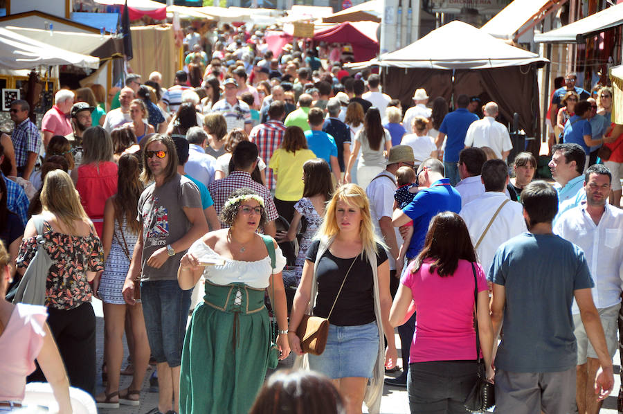 Ambiente en la Feria Renacentista de Medina del Campo. Domingo