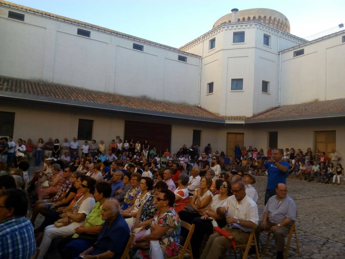 XI Certamen de danzas de paloteo en Torrelobatón