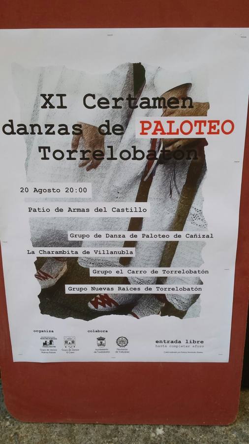 XI Certamen de danzas de paloteo en Torrelobatón