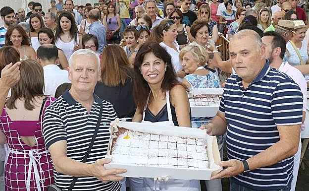 Pastel de Nuestra Señora de San Lorenzo en las Ferias y Fiestas de la Virgen de San Lorenzo 2016