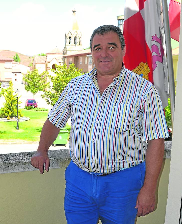 Alberto Maestro, alcalde de Alar del Rey. 