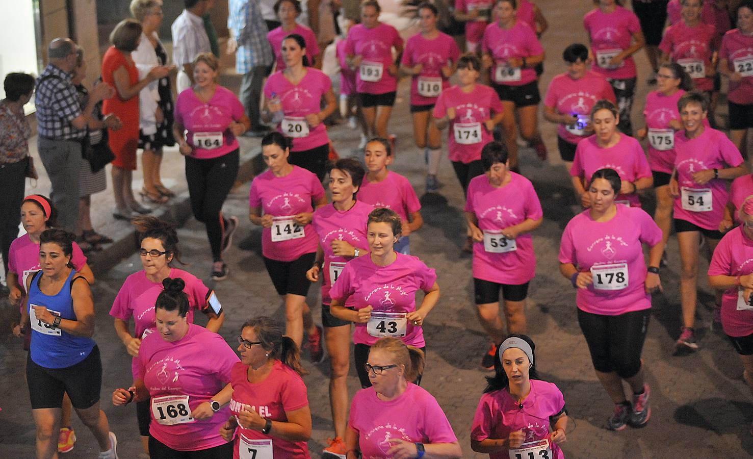 Medina celebra una multitudinaria carrera contra el cáncer