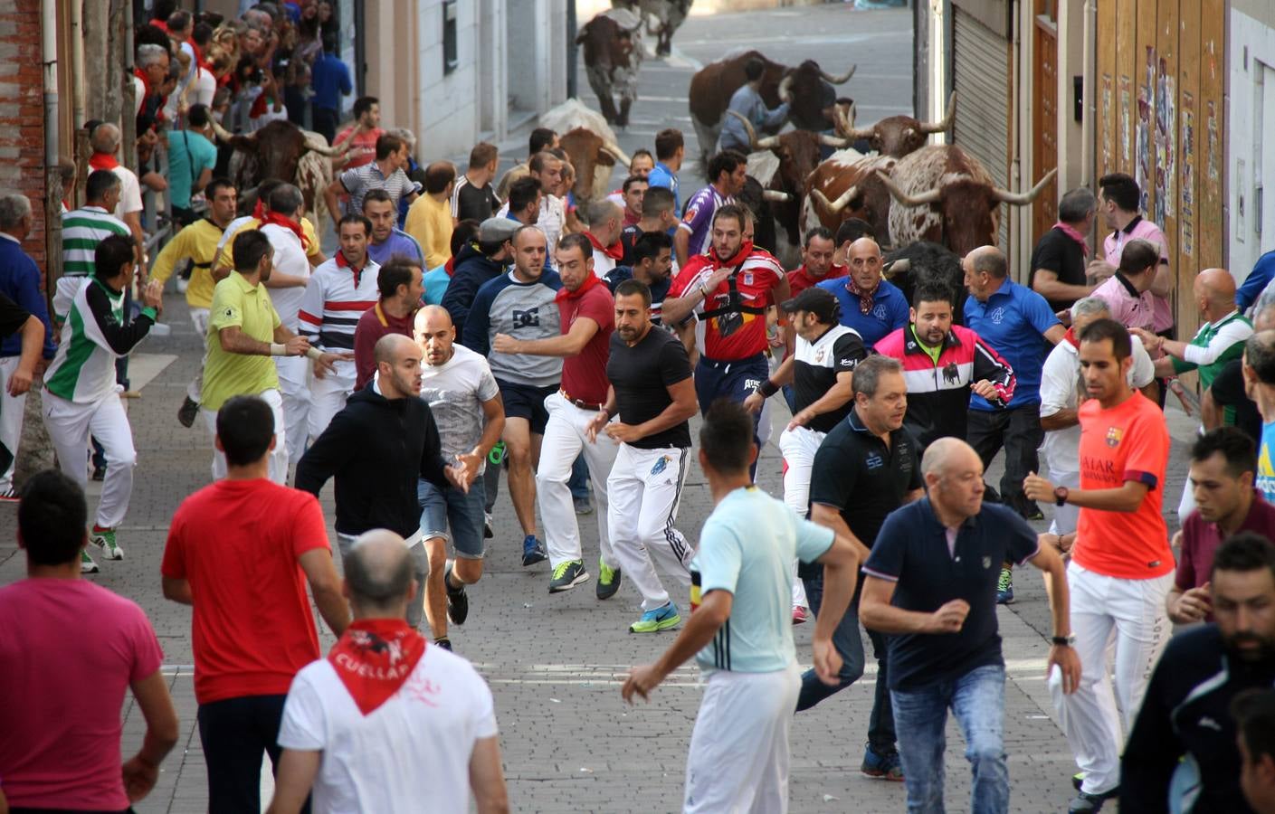 Complicado y tenso encierro en Cuéllar