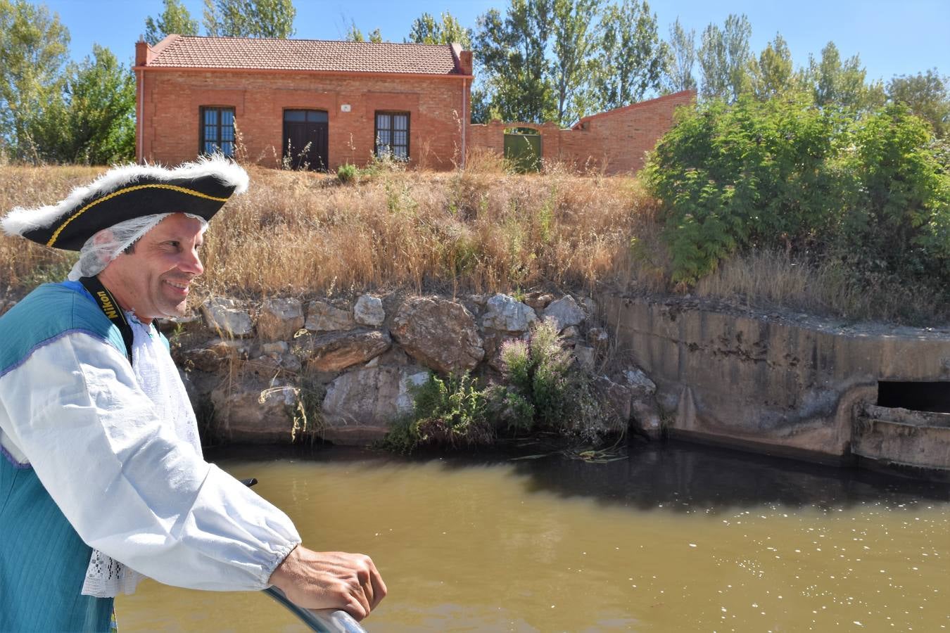 La propuesta se ha tenido que limitar al barco Marqués de la Ensenada, de Herrera de Pisuerga, debido al escaso caudal en Villaumbrales