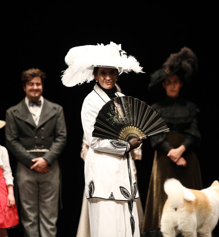 Con este desfile, Teatronaos concluye la temporada de Luces de Palencia