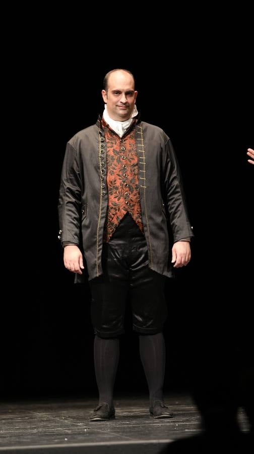 Con este desfile, Teatronaos concluye la temporada de Luces de Palencia