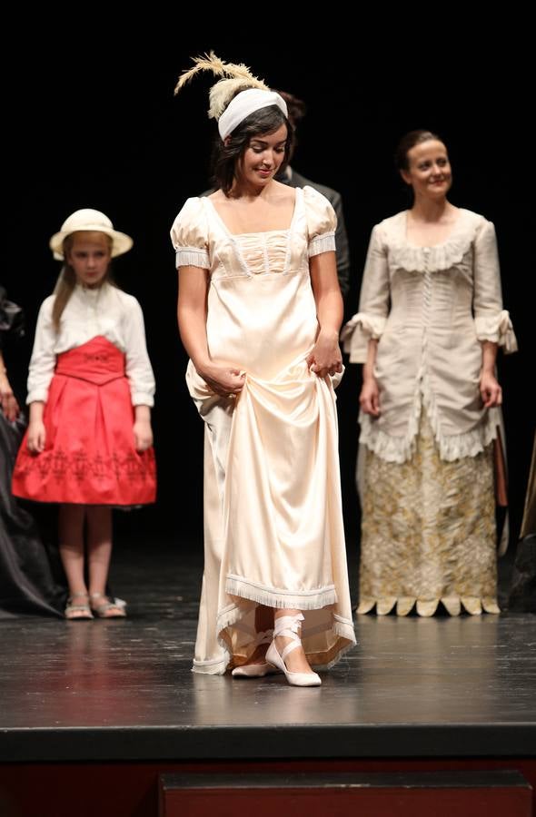 Con este desfile, Teatronaos concluye la temporada de Luces de Palencia