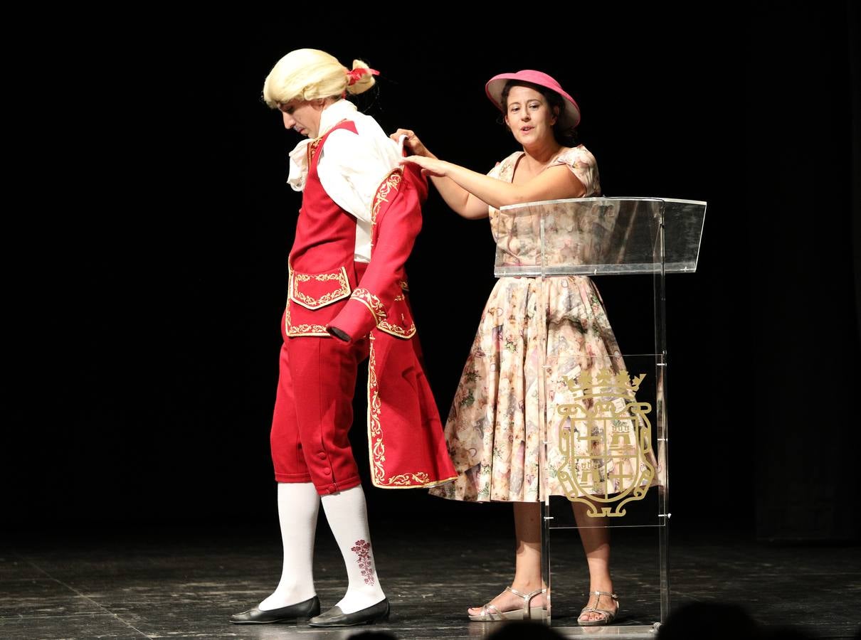 Con este desfile, Teatronaos concluye la temporada de Luces de Palencia