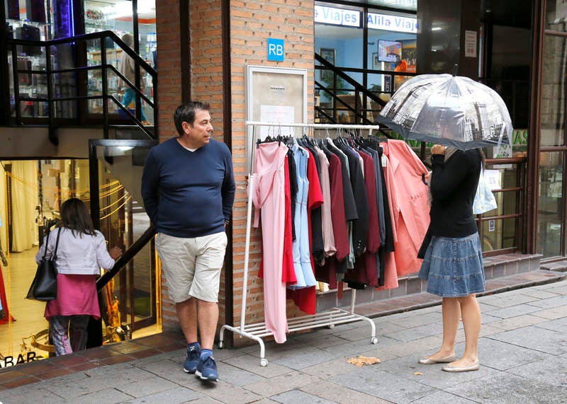 Una iniciativa de los comerciantes, con ofertas y promociones para paliar el flojo verano