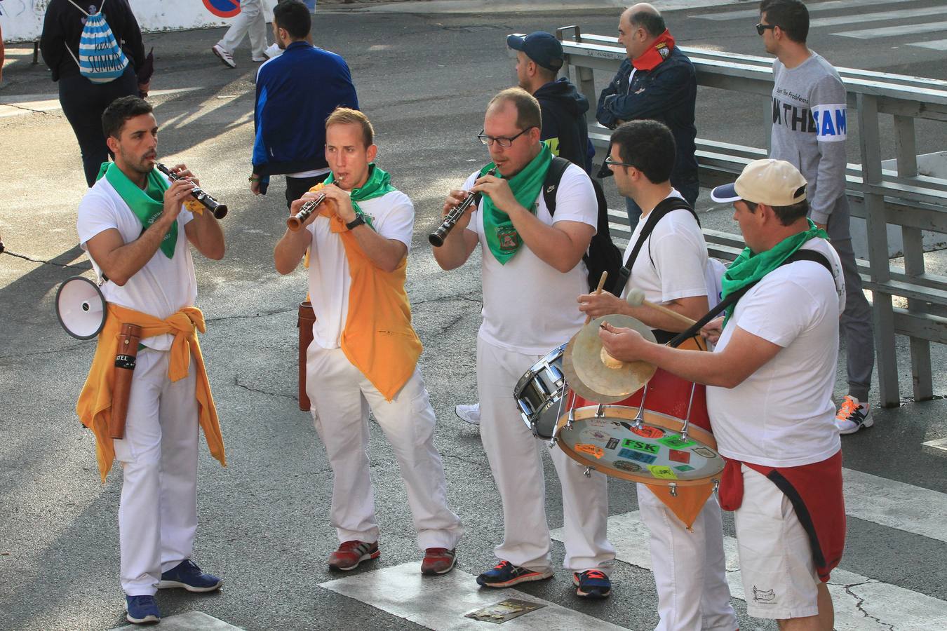 Hoy vecinos y visitantes pudieron disfrutar de una carrera completa y modélica, que resultó limpia y vibrante de principio a fin