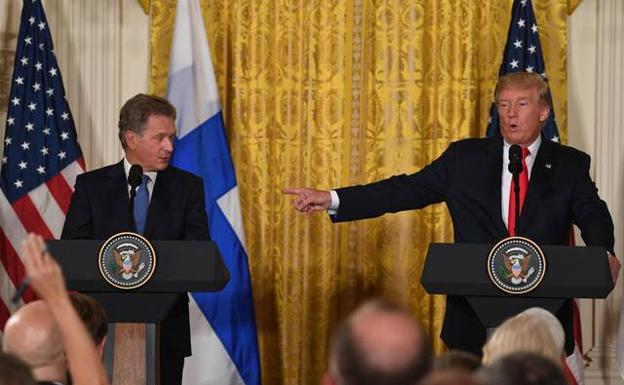 Trump con el primer ministro de Finlandia, Sauli Niinisto