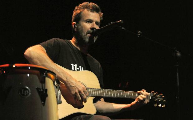 Pau Donés, durante una actuación en Valladolid.