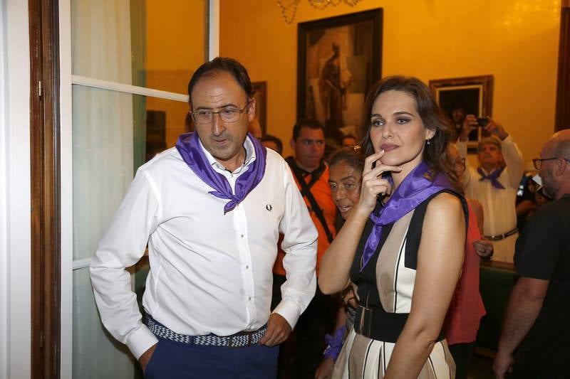 La lluvia obliga a posponer el pregón para mañana 