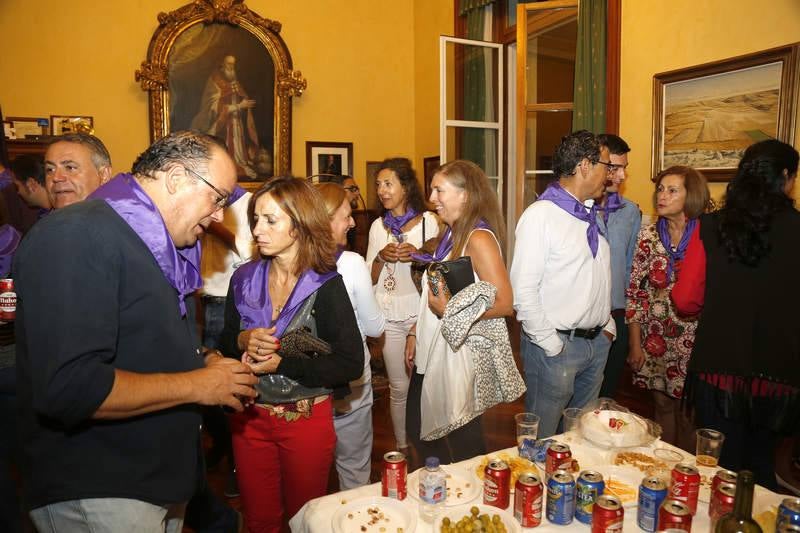 La lluvia obliga a posponer el pregón para mañana 