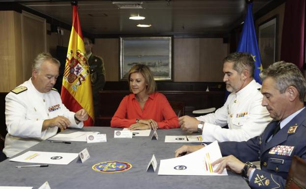 María Dolores de Cospedal, durante la ceremonia en la que España ha asumido el mando de la Operación Sophia.