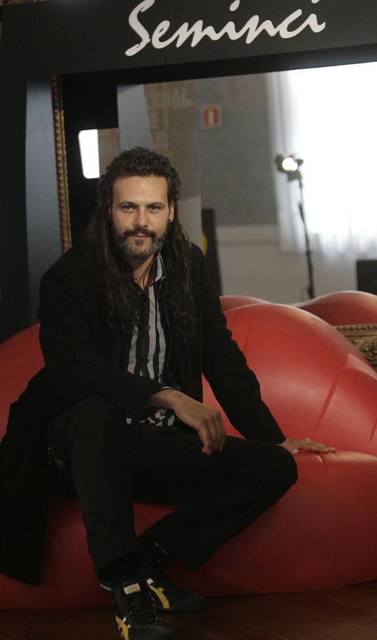 29.10.10 El actor presenta la pelicula 'Vidas pequeñas' en la Seminci 2010.