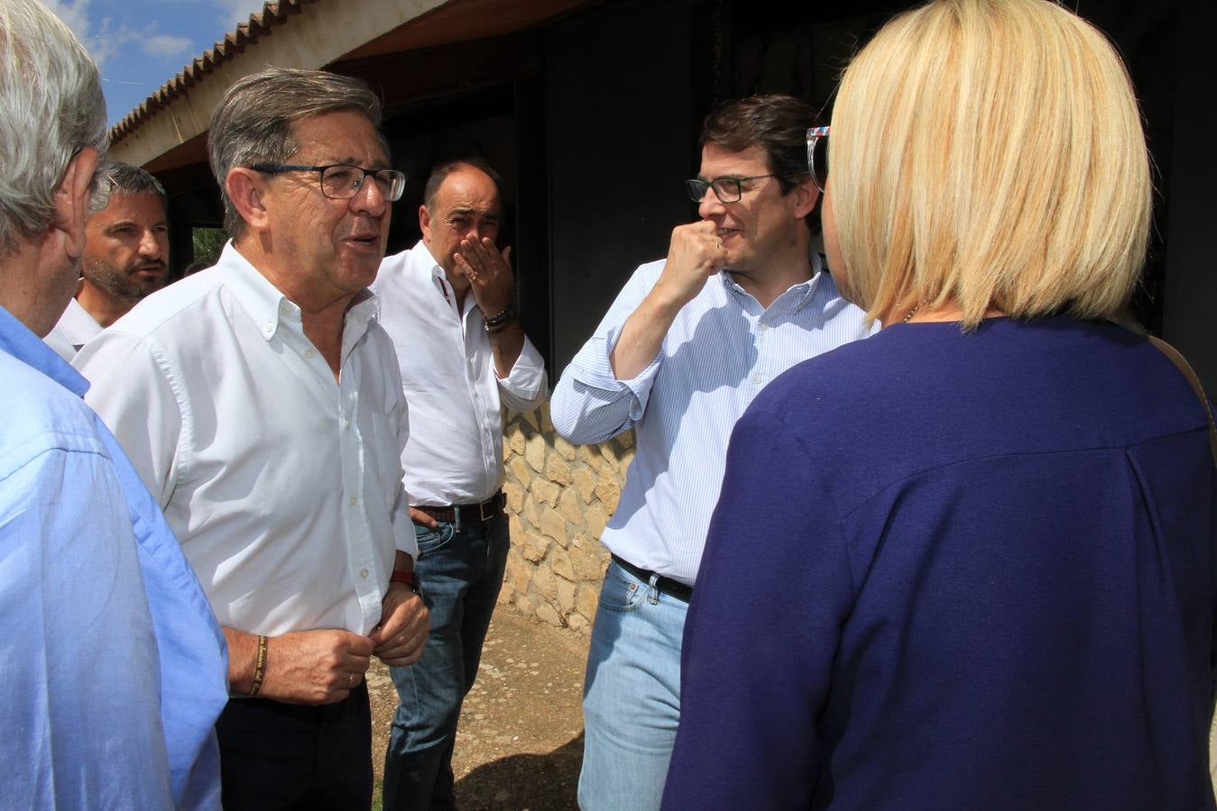 Los principales representates populares de la provincia no faltaron a su cita en el área recreativa de El Pardal donde un año más, y ya van veintiséis, pudieron tratar de cerca con sus simpatizantes y militantes