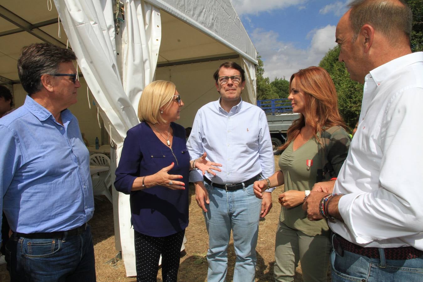 Los principales representates populares de la provincia no faltaron a su cita en el área recreativa de El Pardal donde un año más, y ya van veintiséis, pudieron tratar de cerca con sus simpatizantes y militantes