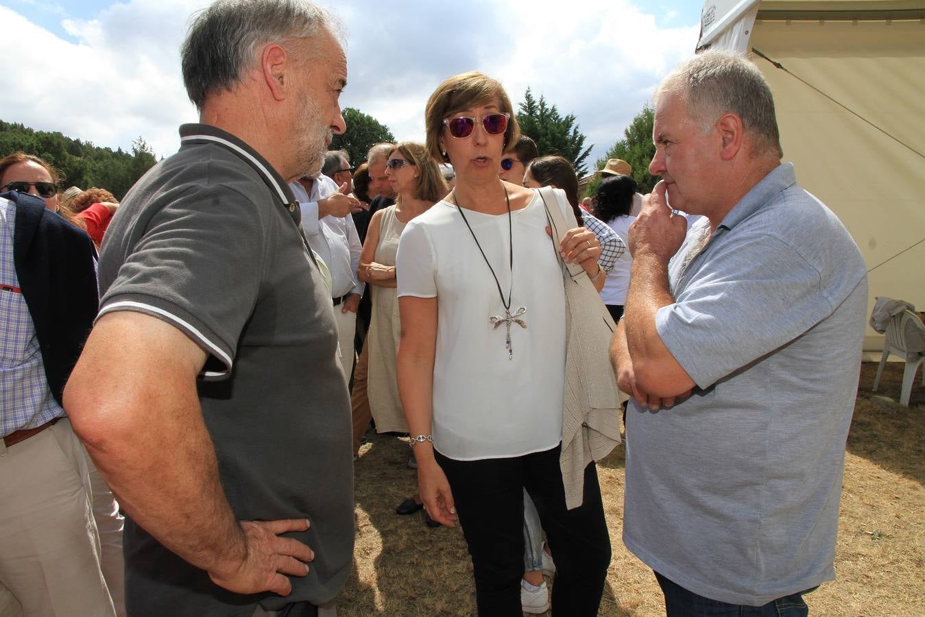 Los principales representates populares de la provincia no faltaron a su cita en el área recreativa de El Pardal donde un año más, y ya van veintiséis, pudieron tratar de cerca con sus simpatizantes y militantes