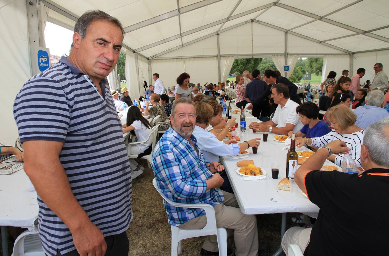 Los principales representates populares de la provincia no faltaron a su cita en el área recreativa de El Pardal donde un año más, y ya van veintiséis, pudieron tratar de cerca con sus simpatizantes y militantes