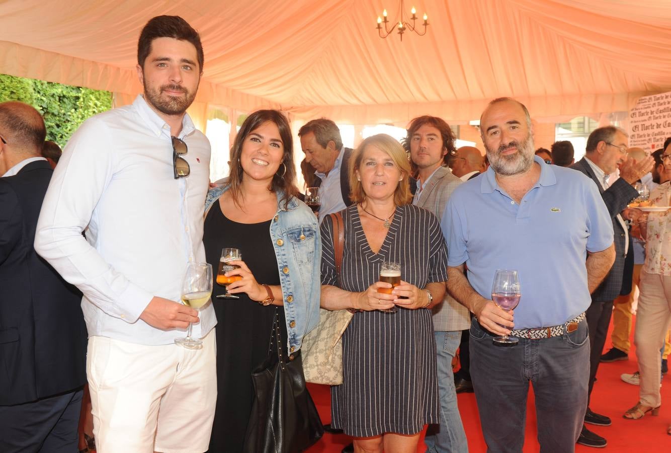 Diego Herrero, Marta Travesí, María Luisa Cobos y Carlos Travesí.