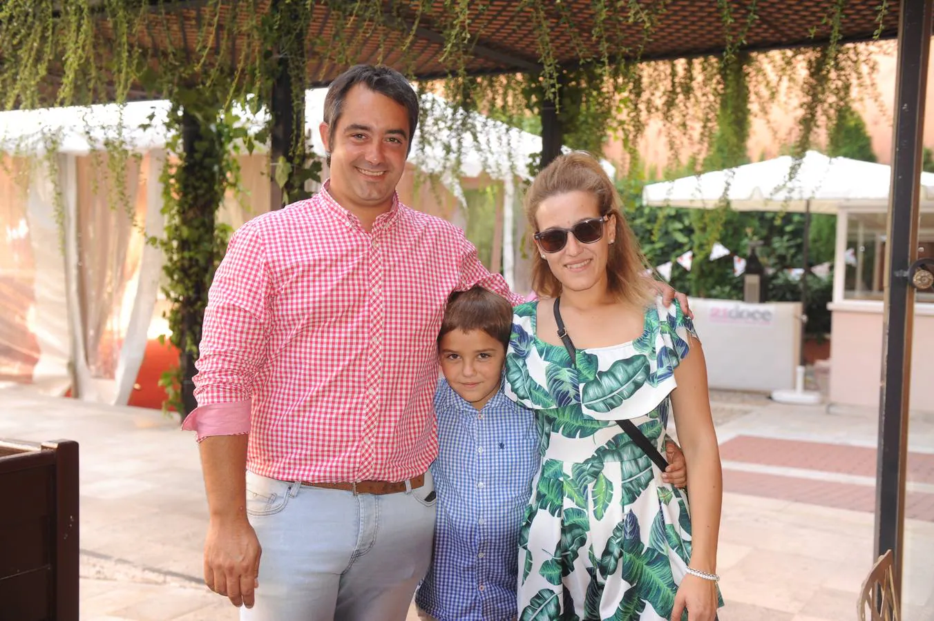 Fran Velasco, Patricia Fraile y el pequeño Álvaro.