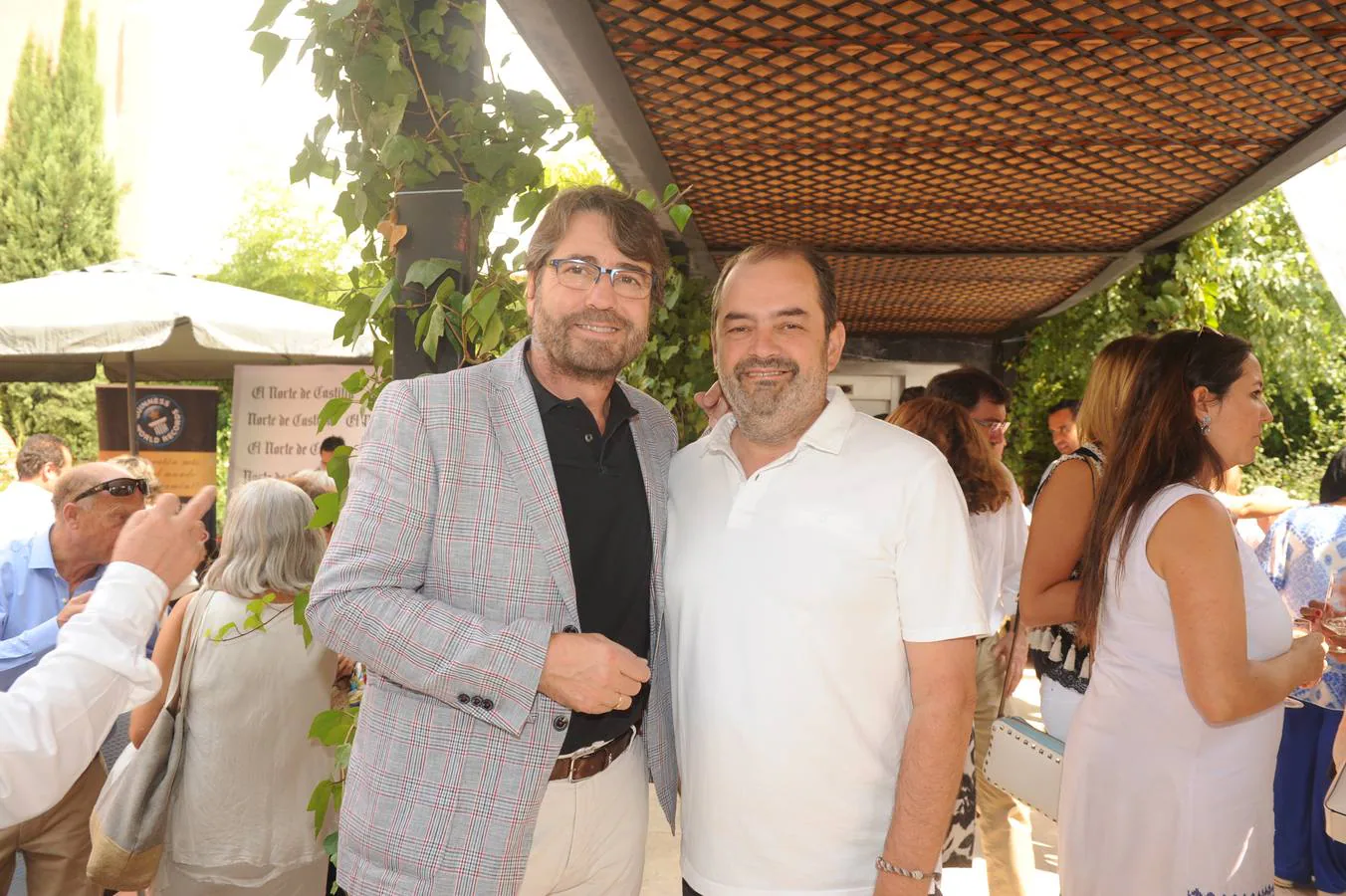Ramón Molpeceres (restaurante El Caballero de Olmedo) y Jaime Rojas, delegado de El Norte en Segovia.