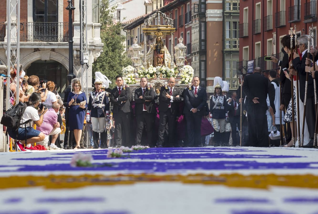 El obispo auxiliar, Luis Argüello, ofició la eucaristía en honor de la patrona