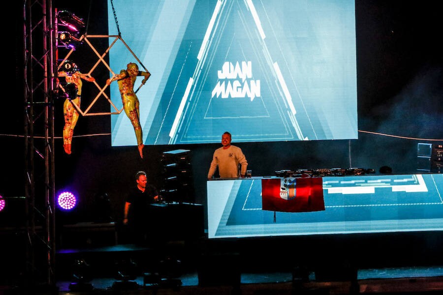 Juan Magán llena la Plaza Mayor de Salamanca