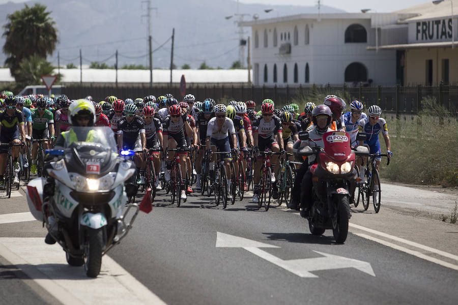 Desde dentro del pelotón la Vuelta Ciclista a España se puede ver desde una perspectiva diferente. 