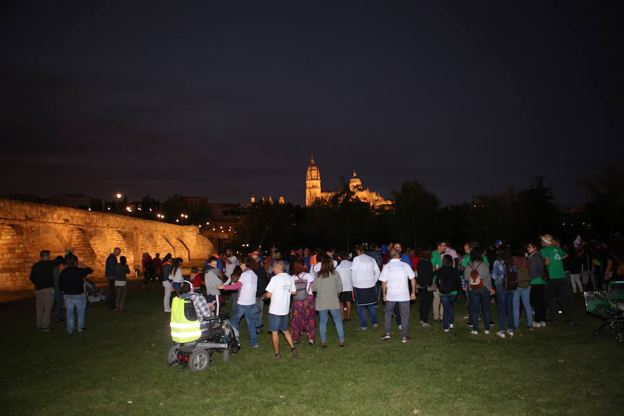 Salamanca disfruta de sus fiestas con pasacalles y del concierto de Antonio Orozco