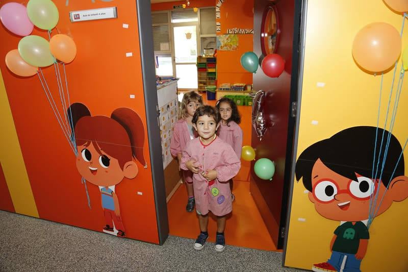 Inauguración del curso escolar en el colegio de Villalobón (Palencia)