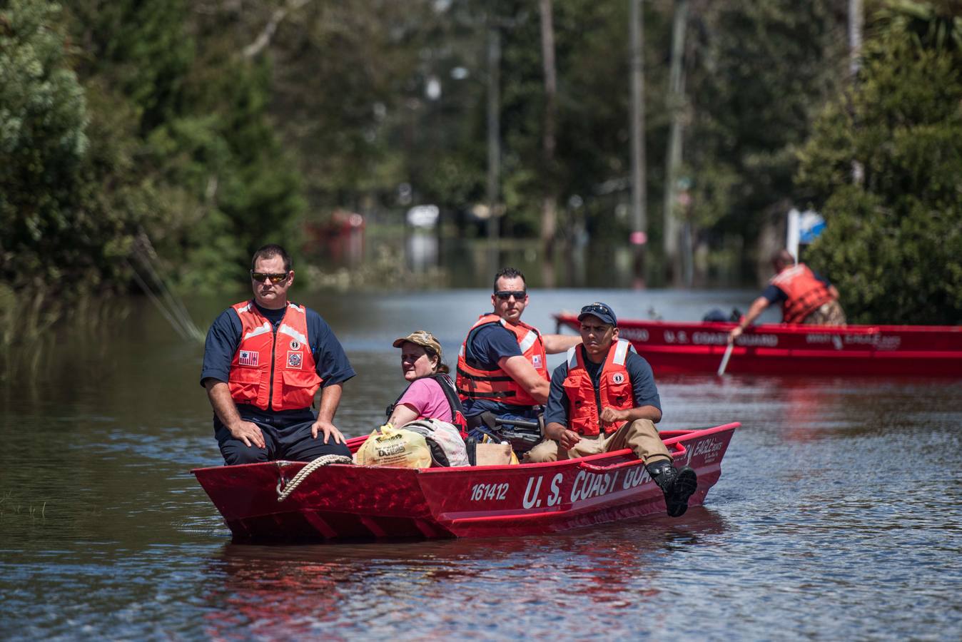 En su arrasadora trayectoria la tormenta ha dejado ya al menos medio centenar de muertos en el Caribe y Estados Unidos