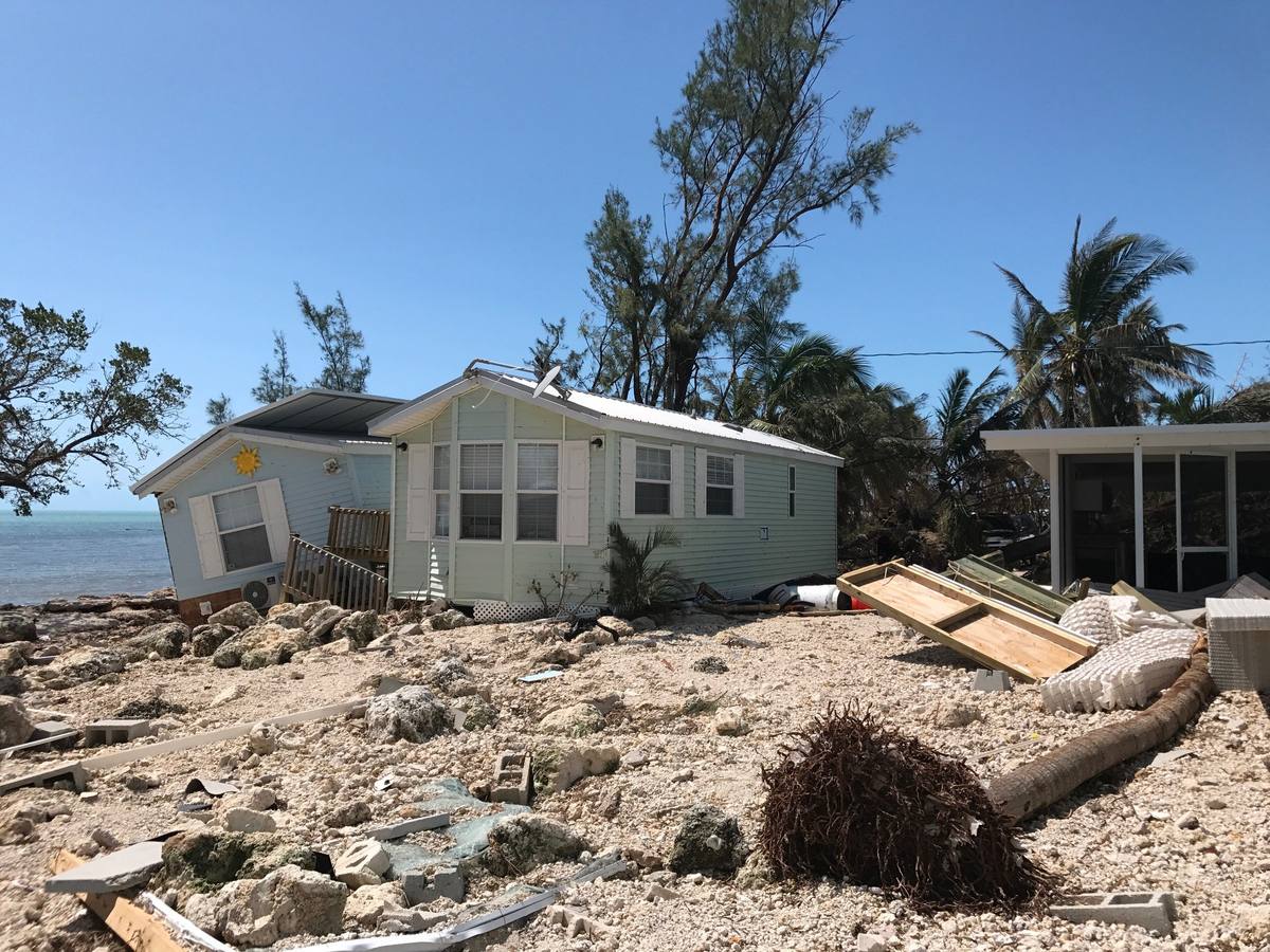 En su arrasadora trayectoria la tormenta ha dejado ya al menos medio centenar de muertos en el Caribe y Estados Unidos