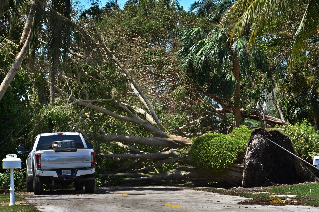 En su arrasadora trayectoria la tormenta ha dejado ya al menos medio centenar de muertos en el Caribe y Estados Unidos