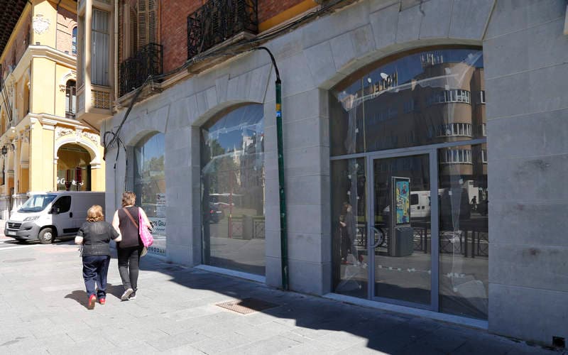 La Calle Mayor de Palencia y sus locales comerciales