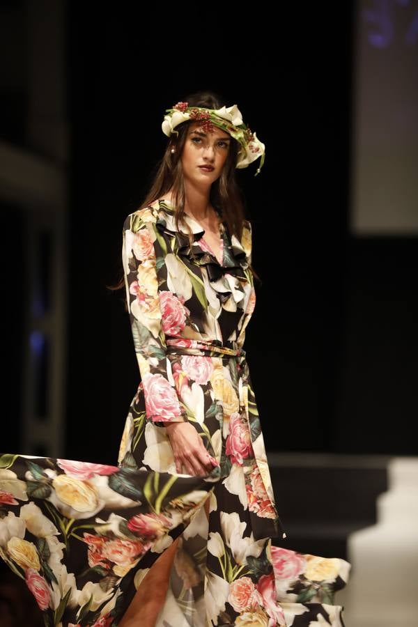 El desfile ha sido organizado por la Agrupación Vallisoletana de Comercio (Avadeco) en en LAVA para impulsar las colecciones de otoño e invierno