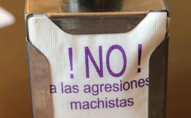 Presentación de la campaña 'No a las agresiones machistas' contra la violencia de género en Segovia