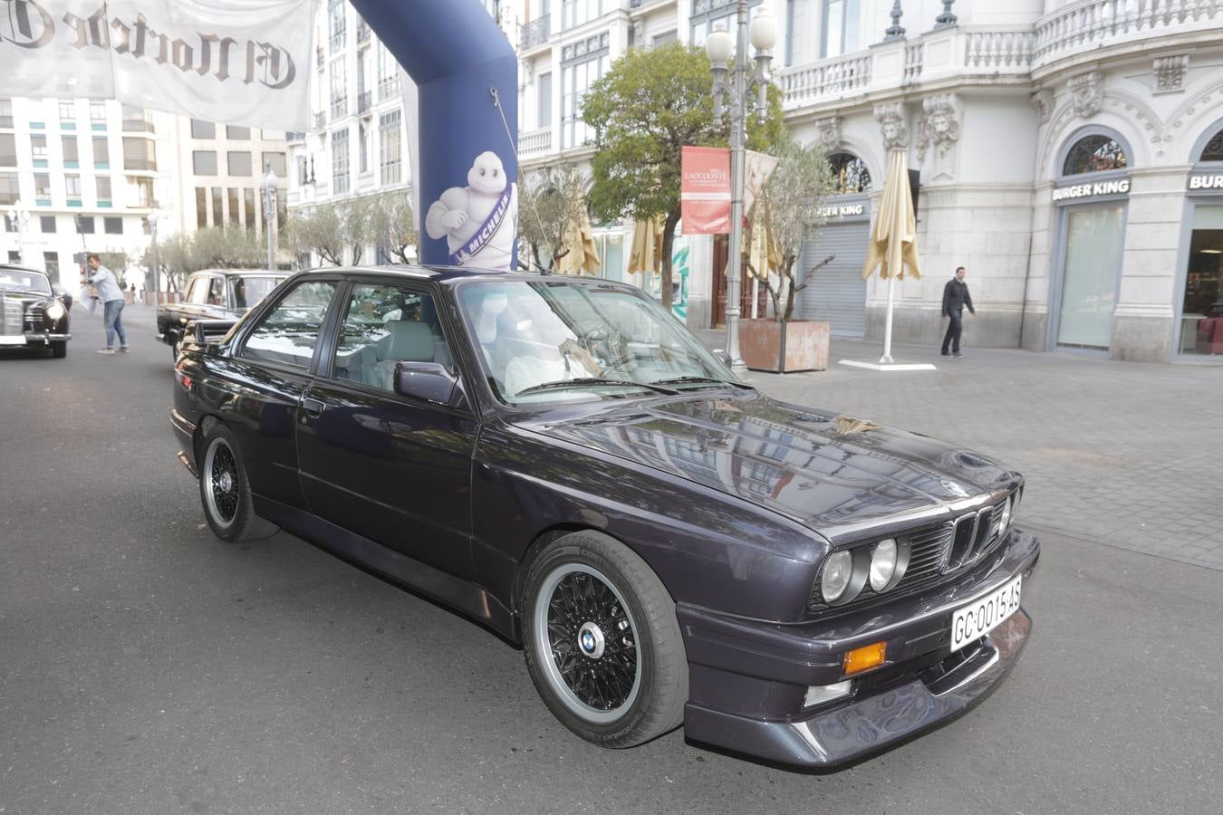 Más de 300 modelos de coches clásicos