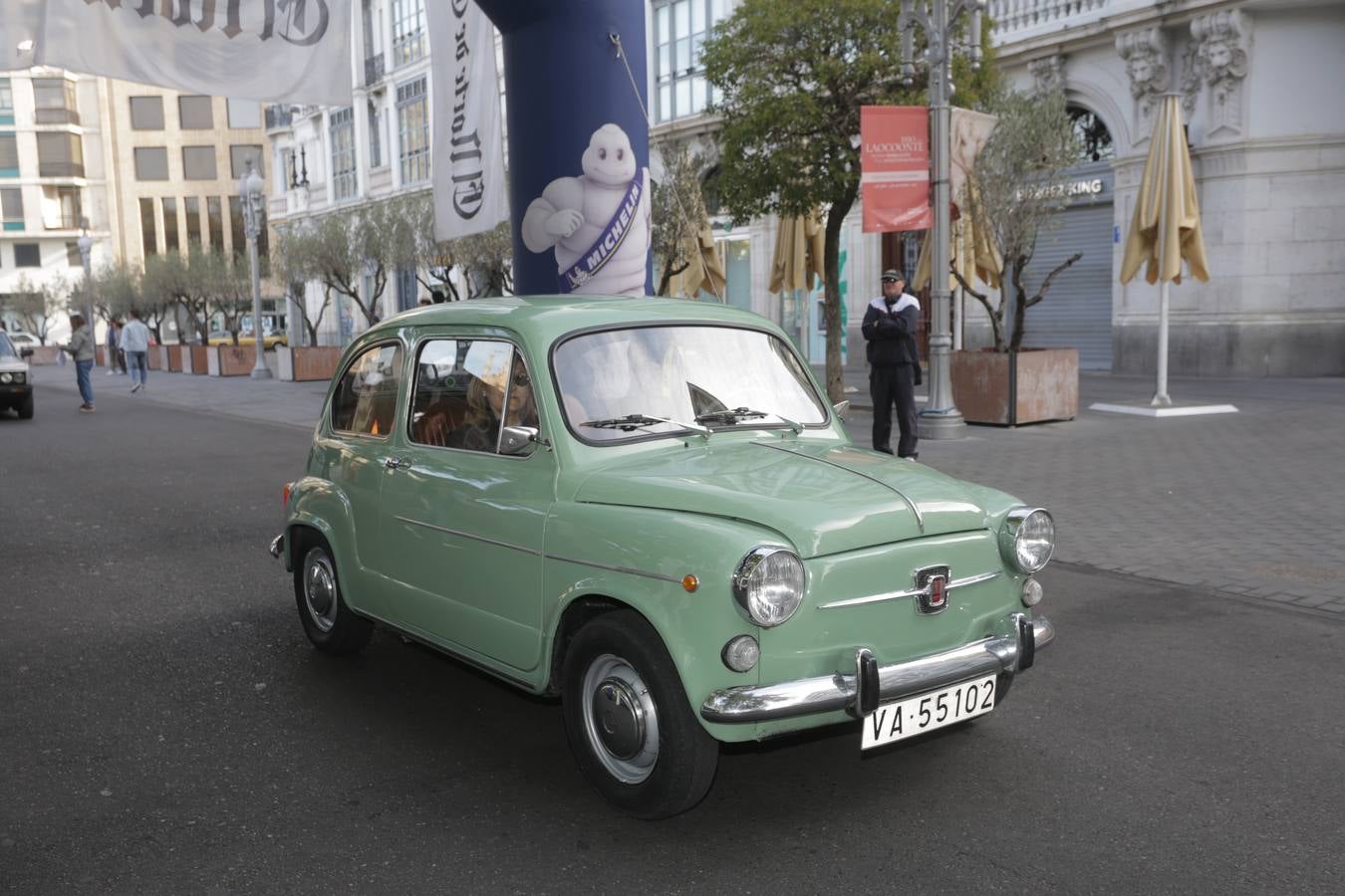 Más de 300 modelos de coches clásicos