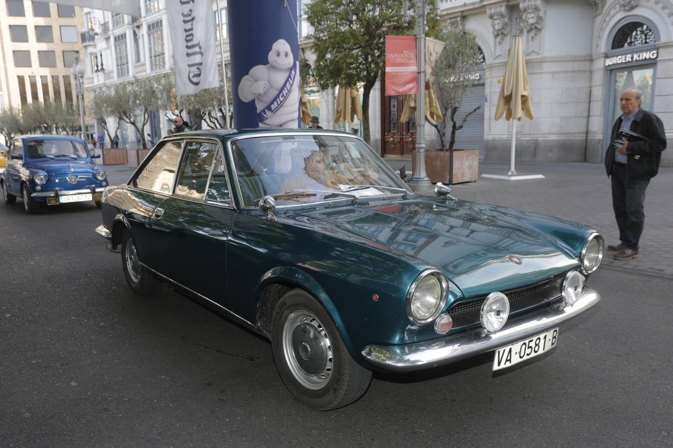 Más de 300 modelos de coches clásicos