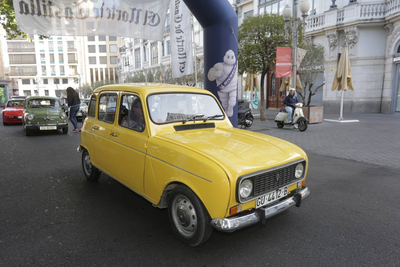 Más de 300 modelos de coches clásicos