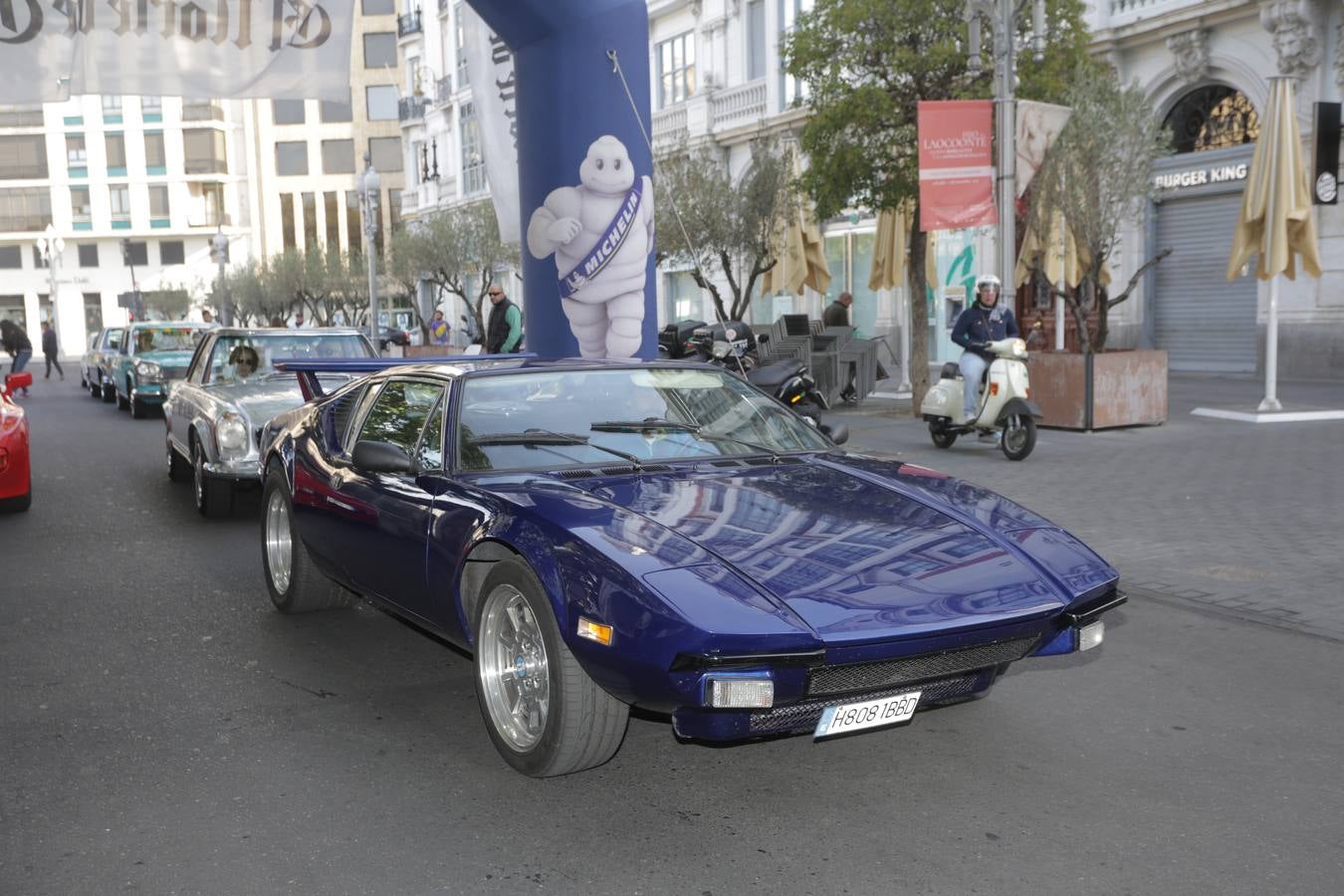 Más de 300 modelos de coches clásicos