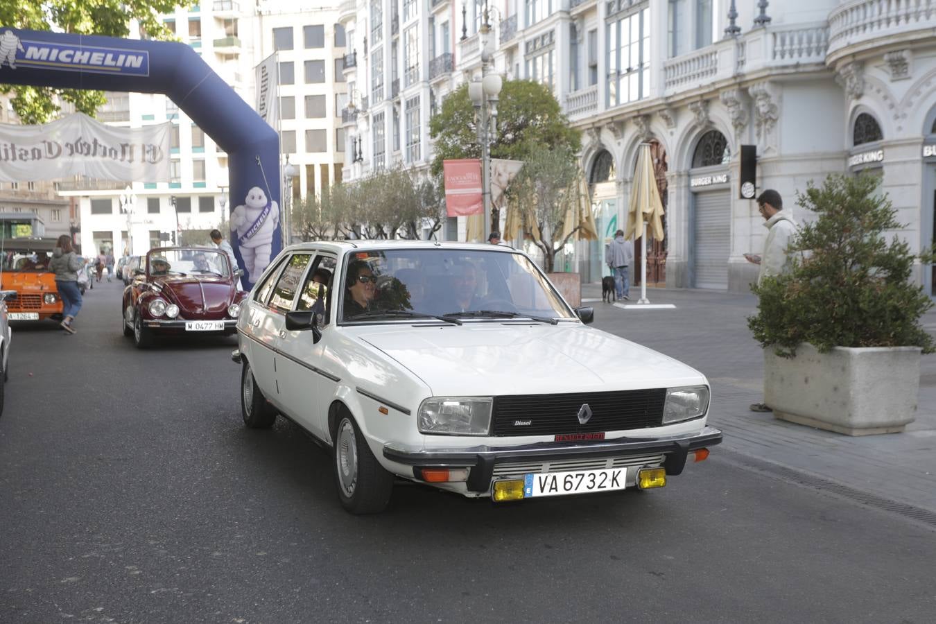 Más de 300 modelos de coches clásicos