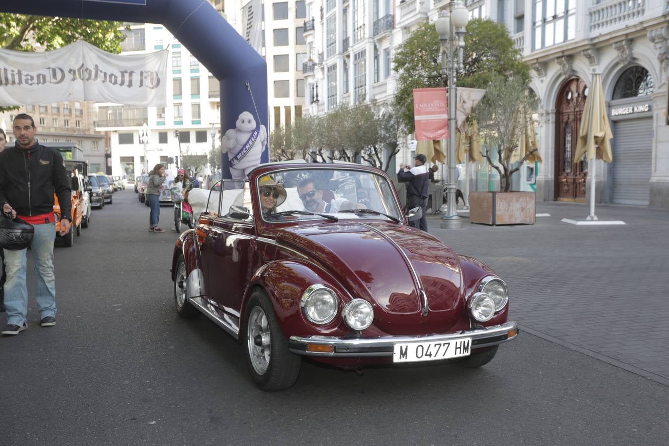 Más de 300 modelos de coches clásicos