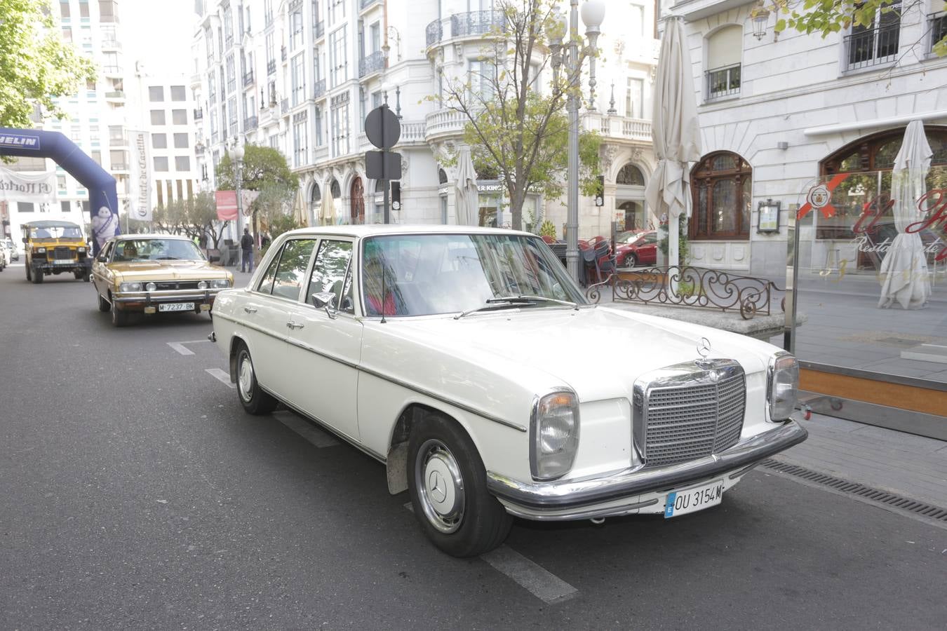 Más de 300 modelos de coches clásicos