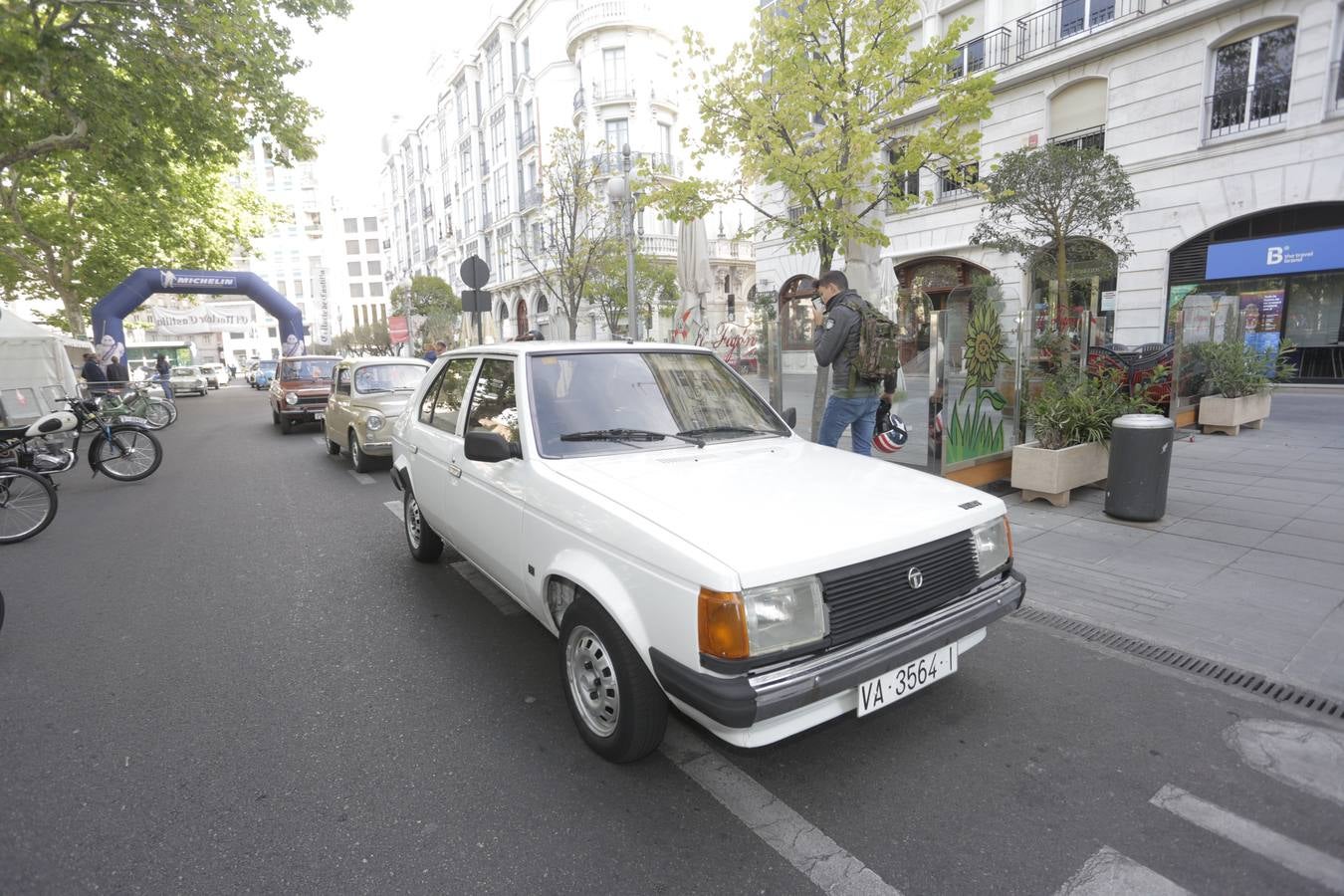 Más de 300 modelos de coches clásicos